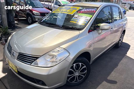 Silver 2006 Nissan Tiida Sedan St