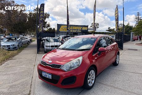 2013 Kia RIO Hatchback S