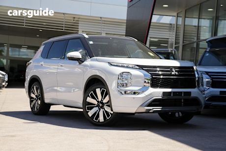 White 2025 Mitsubishi Outlander Wagon Exceed Tourer 5 Seat (Awd)