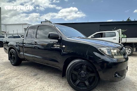 Black 2006 Toyota Hilux X Cab Pickup Sr