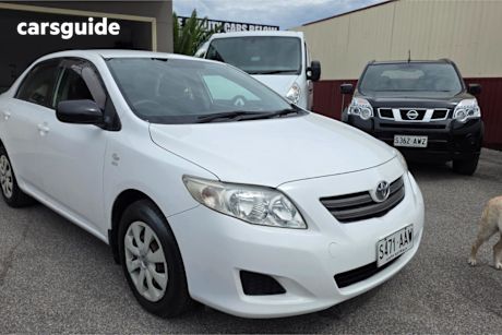 White 2008 Toyota Corolla Sedan Ascent