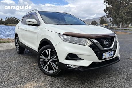 White 2018 Nissan Qashqai Wagon St-L