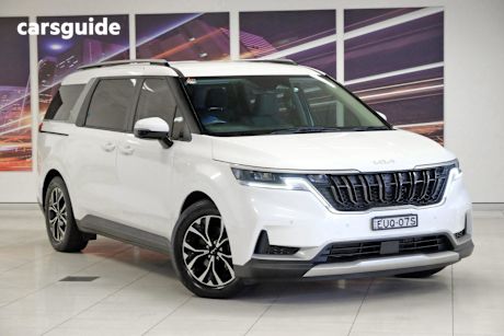 White 2022 Kia Carnival Wagon Si