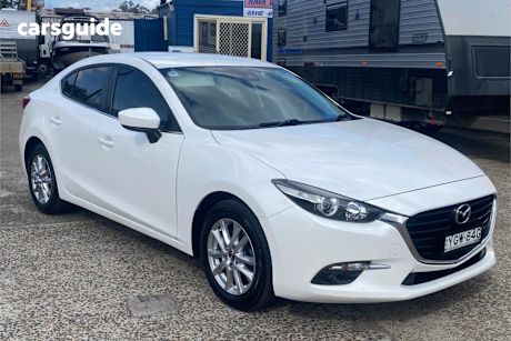 White 2016 Mazda 3 Sedan Maxx