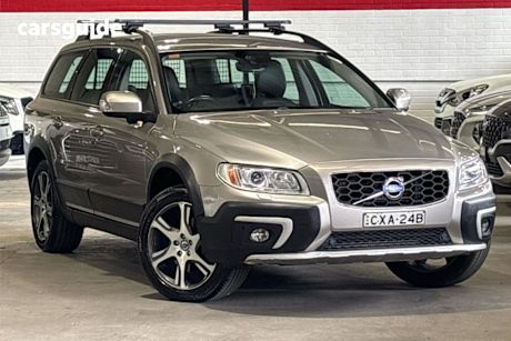 Silver 2015 Volvo XC70 Wagon D5 Luxury