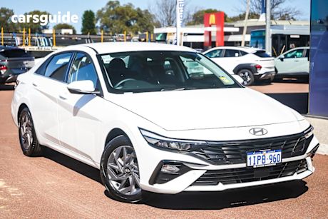 White 2025 Hyundai I30 Sedan Hev 1.6P Dct