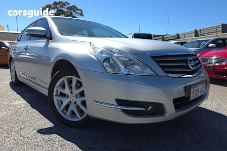 Silver 2012 Nissan Maxima Sedan 350 St-S