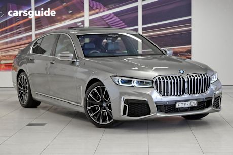 Grey 2021 BMW 730D Sedan