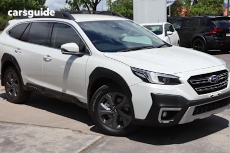 White 2022 Subaru Outback Wagon Awd