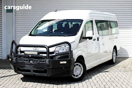 White 2021 Toyota HiAce Bus Slwb Commuter (12 Seats)