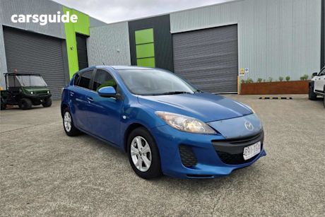 Blue 2013 Mazda 3 Hatchback Neo