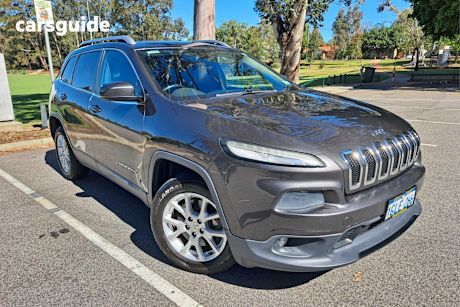 Grey 2014 Jeep Cherokee Wagon Longitude (4X4)