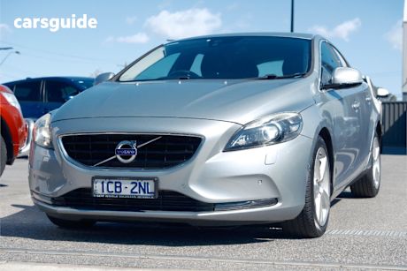 2014 Volvo V40 Hatchback T4 Luxury