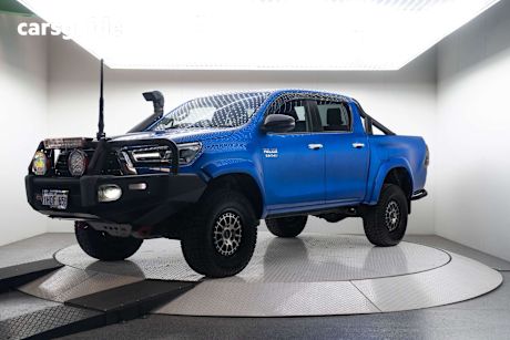 Blue 2022 Toyota Hilux Double Cab Pick Up Sr5 (4X4)