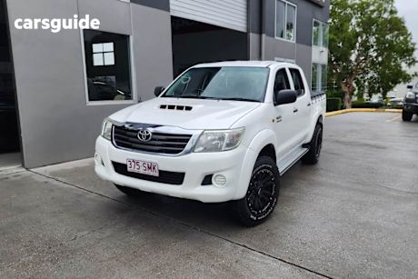 White 2012 Toyota Hilux Dual Cab Pick-up Sr (4X4)