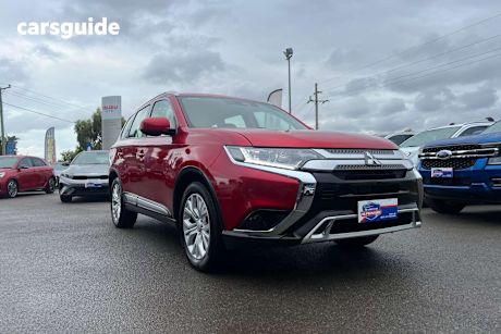 Red 2020 Mitsubishi Outlander Wagon Es 7 Seat (2Wd)