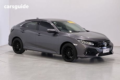 Grey 2018 Honda Civic Hatchback Vti-S
