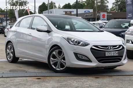 White 2013 Hyundai I30 Hatchback Premium 1.6 Crdi