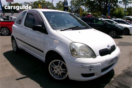White 2004 Toyota Echo Hatchback