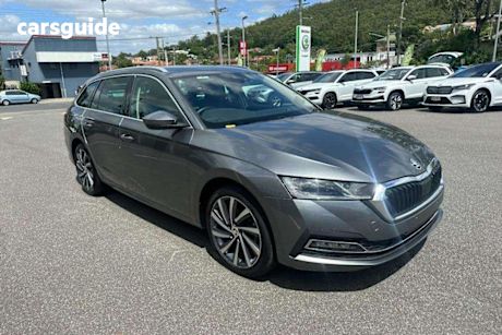 Grey 2023 Skoda Octavia Wagon Style 110Tsi