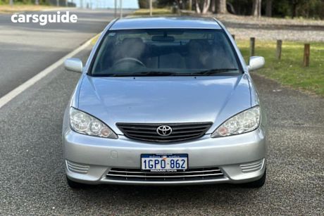 Silver 2006 Toyota Camry Sedan ALTISE