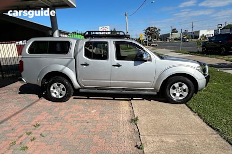 Silver 2009 Nissan Navara Dual Cab Pick-up St-X (4X4)