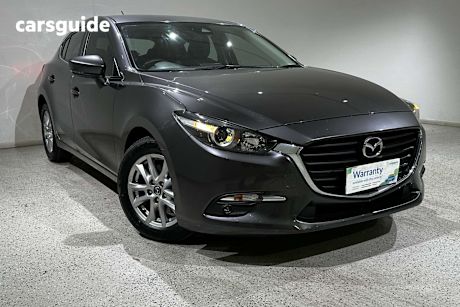 Grey 2018 Mazda 3 Hatchback Maxx Sport