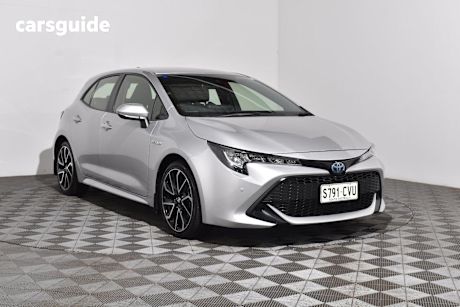 Silver 2019 Toyota Corolla Hatchback Ascent Sport (Hybrid)