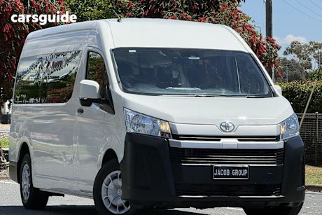 White 2019 Toyota HiAce Bus Commuter (12 Seats)
