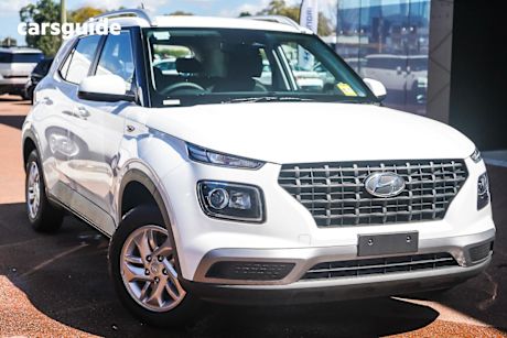 White 2025 Hyundai Venue Wagon