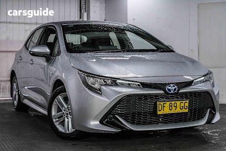 Silver 2022 Toyota Corolla Sedan Sx Hybrid