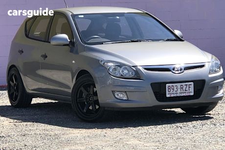 Silver 2011 Hyundai I30 Hatchback Sx 1.6 Crdi