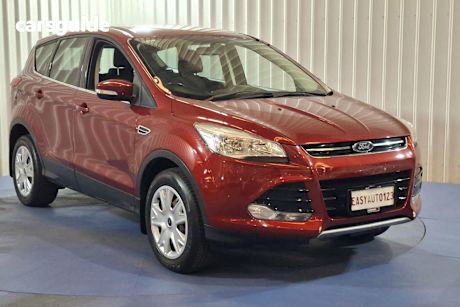 Red 2015 Ford Kuga Wagon Ambiente (Fwd)