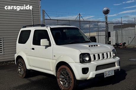 White 2014 Suzuki Jimny Wagon Sierra (4X4)
