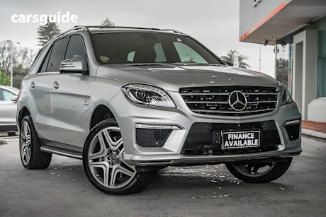 Silver 2015 Mercedes-Benz ML63 Wagon Amg (4X4)