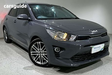 Grey 2022 Kia RIO Hatchback Sx
