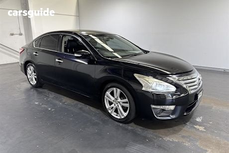 Black 2014 Nissan Altima Sedan Ti