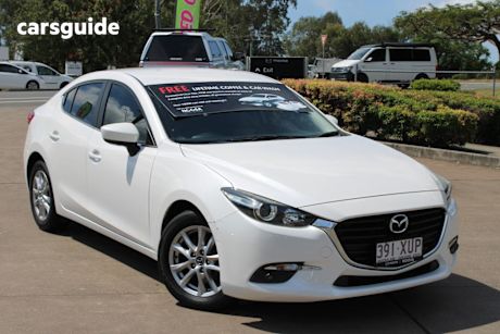 White 2017 Mazda 3 Sedan Maxx