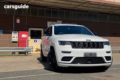 White 2019 Jeep Grand Cherokee Wagon Limited (4X4)