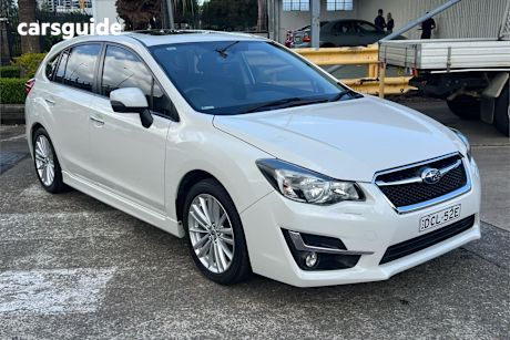 White 2016 Subaru Impreza Hatchback 2.0I-S (Awd)