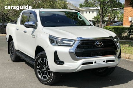 White 2023 Toyota Hilux Double Cab Pick Up Sr5 Hi-Rider (4X2)