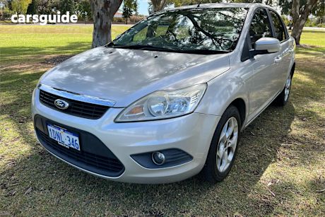 Silver 2011 Ford Focus Sedan Lx