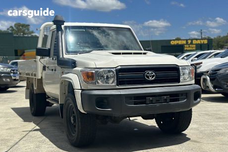 White 2019 Toyota Landcruiser Cab Chassis Gx (4X4)