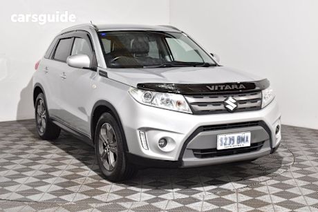 Silver 2016 Suzuki Vitara Wagon Rt-S