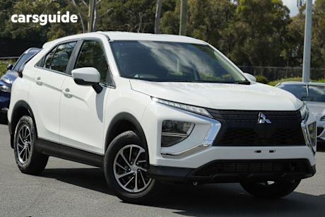 White 2023 Mitsubishi Eclipse Cross Wagon Es (2Wd)
