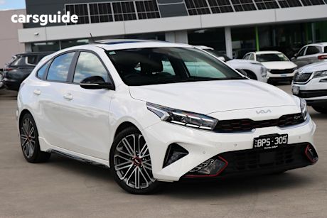White 2021 Kia Cerato Hatchback Gt