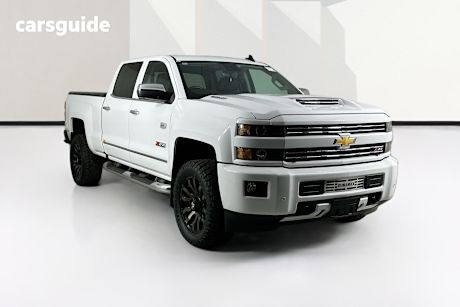 White 2019 Chevrolet Silverado Crew Cab Utility 2500Hd Ltz Custom Sport Edt