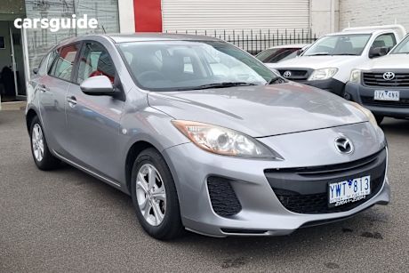 Grey 2011 Mazda 3 Hatchback Neo