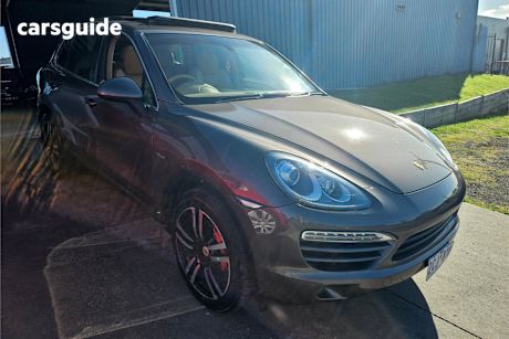 Bronze 2011 Porsche Cayenne Wagon Diesel