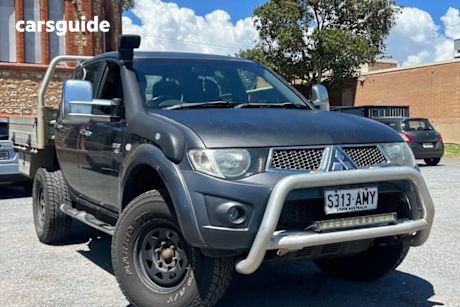 Grey 2010 Mitsubishi Triton Double Cab Utility Glx-R (4X4)